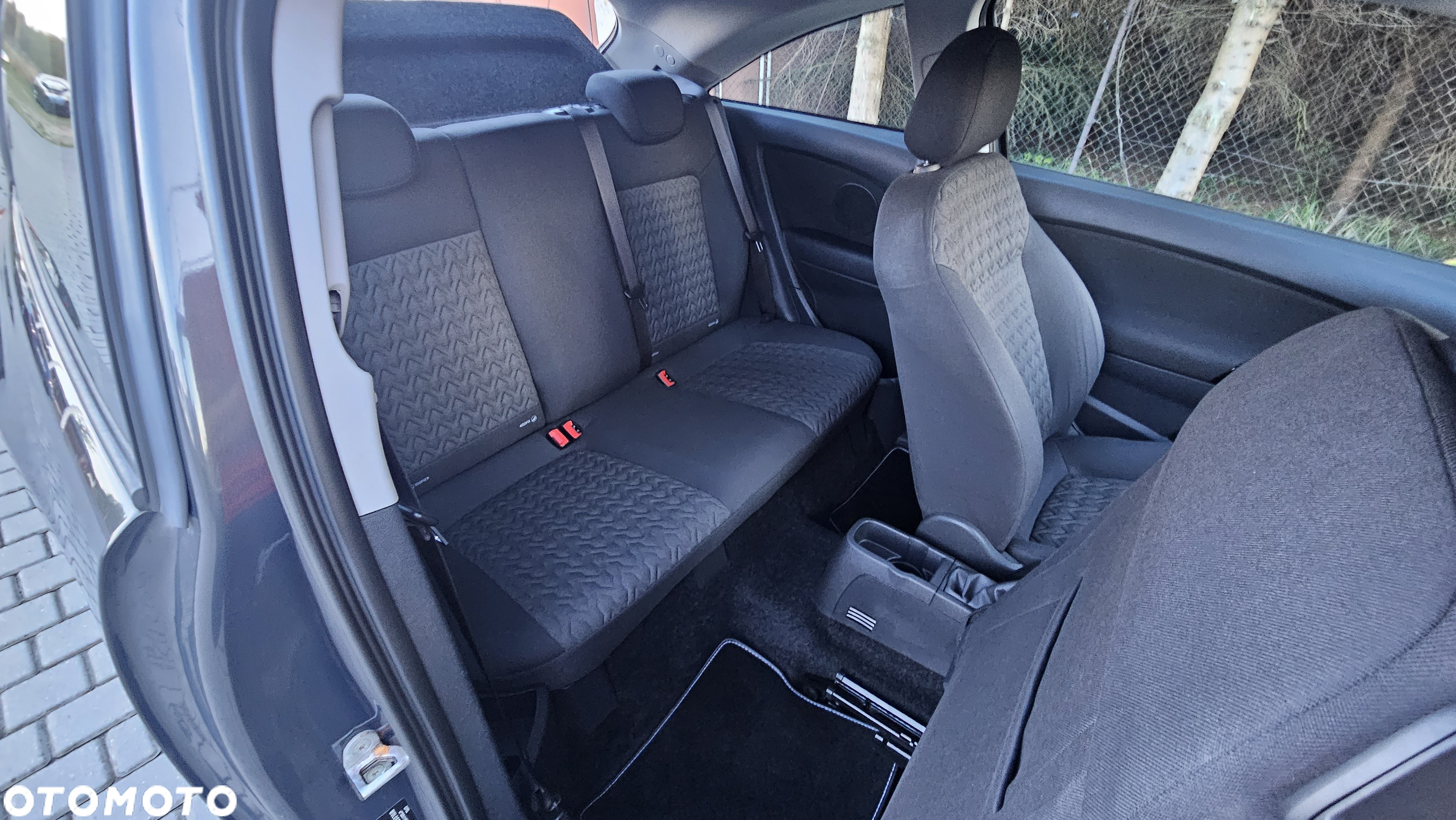 Opel Corsa - 16