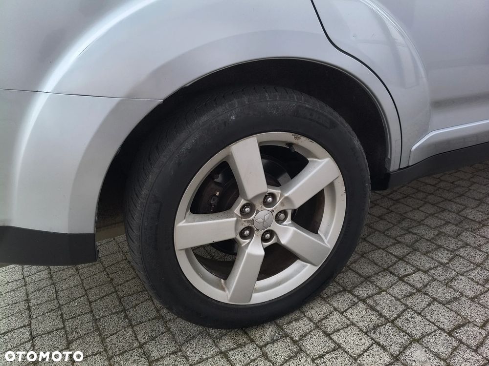 Mitsubishi Outlander 2.2 DI-D 4WD Instyle - 39