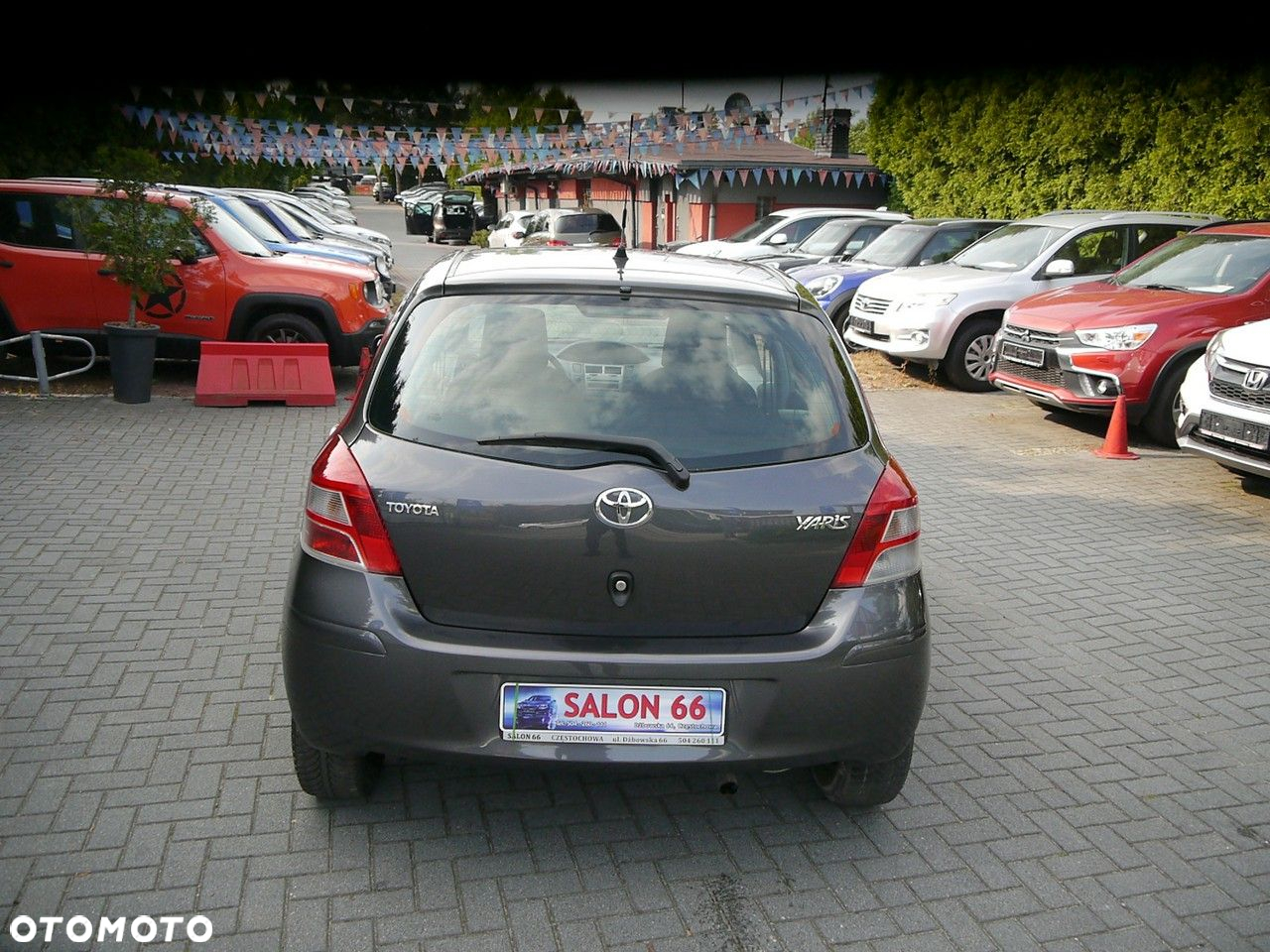 Toyota Yaris 1.33 VVT-i Cool - 11