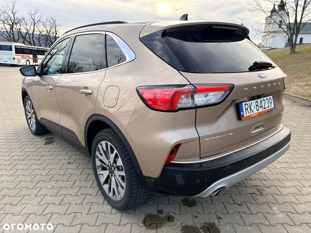 Ford Kuga - 5
