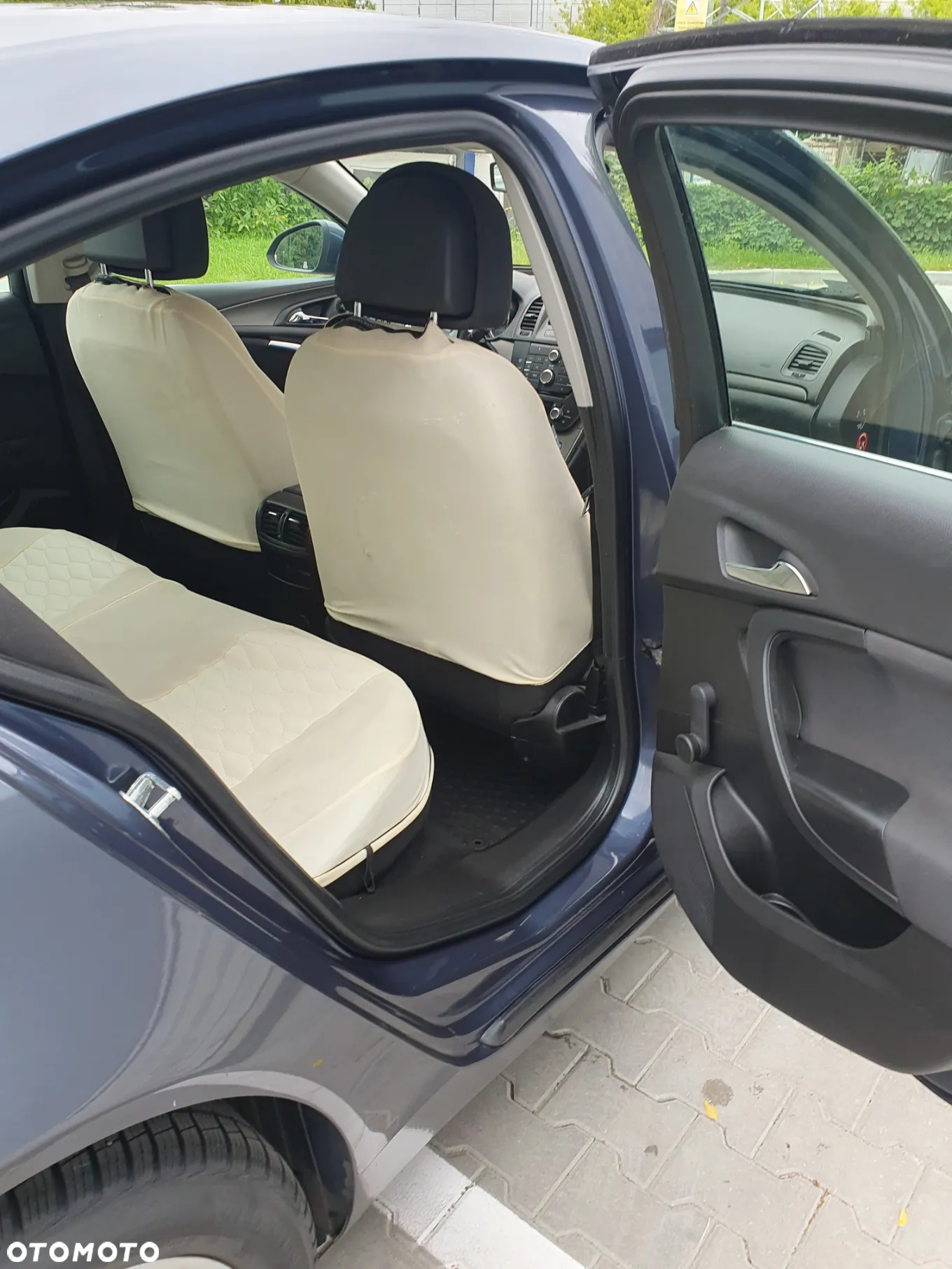 Opel Insignia 1.8 - 11