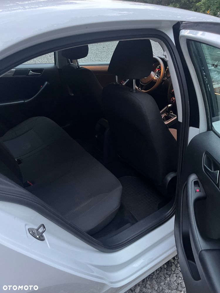 Volkswagen Jetta 1.8T SE - 7