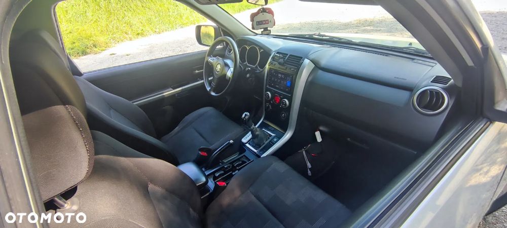 Suzuki Grand Vitara 1.9 DDiS Club - 9