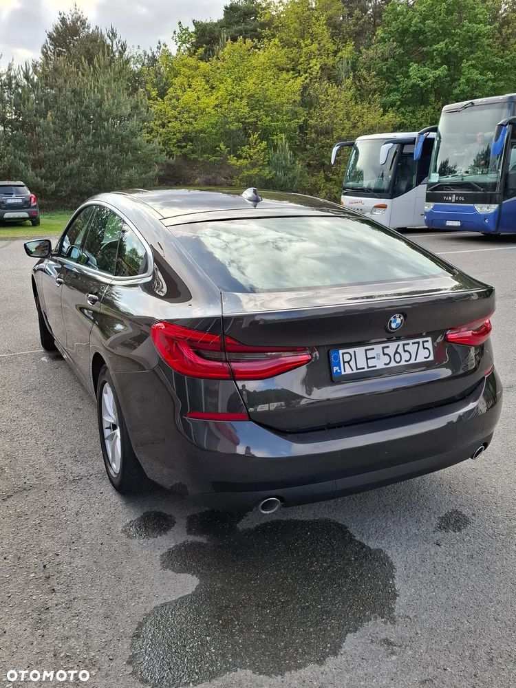 BMW 6GT - 3