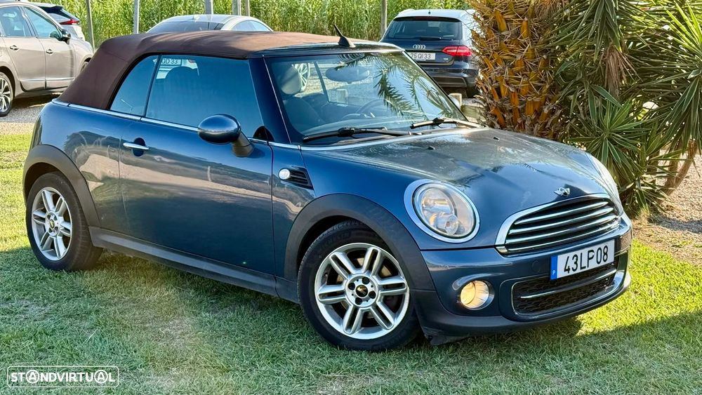 MINI Cabrio Cooper D - 4