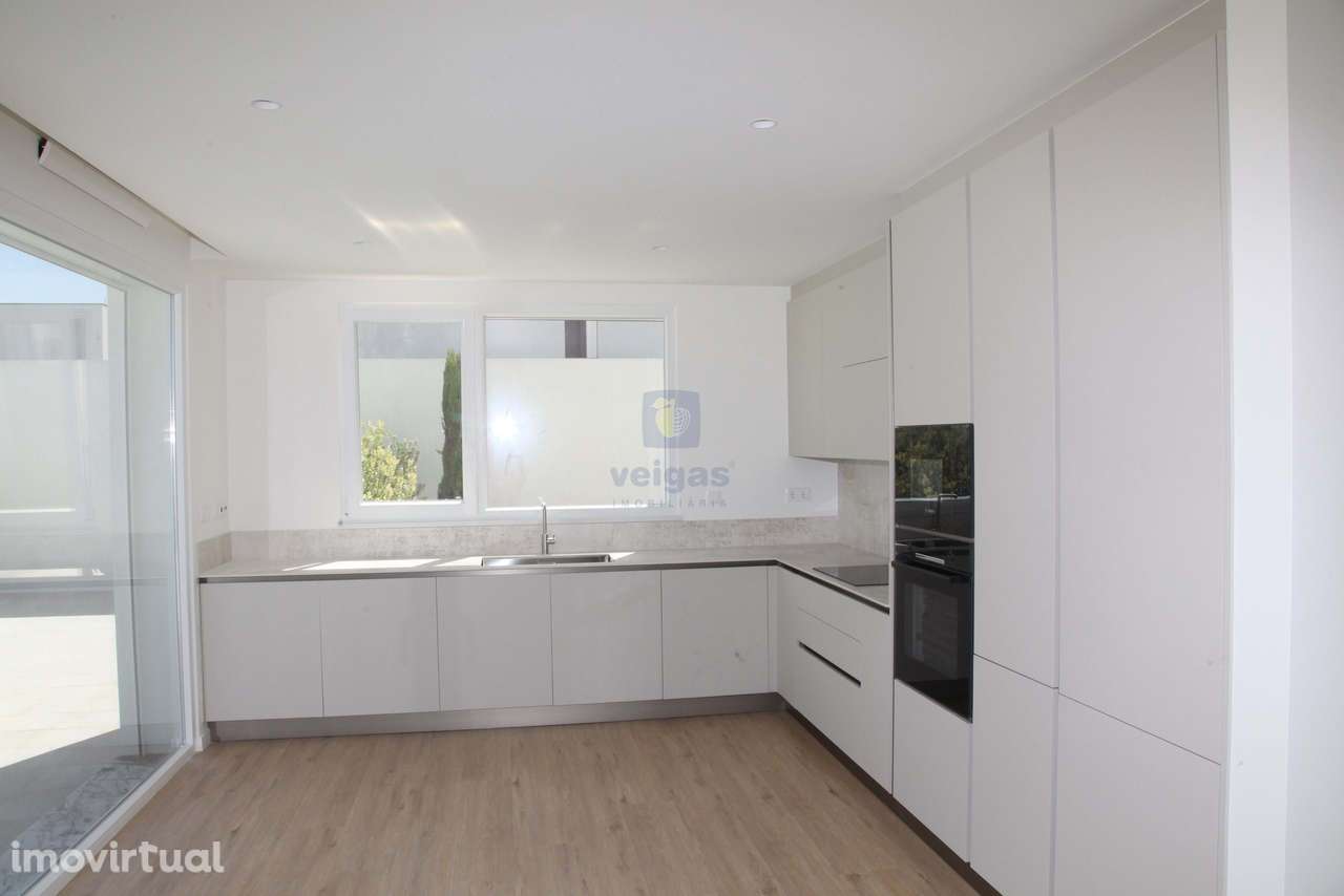 Moradia Unifamiliar com Piscina - Lourinhã - Grande imagem: 5/18