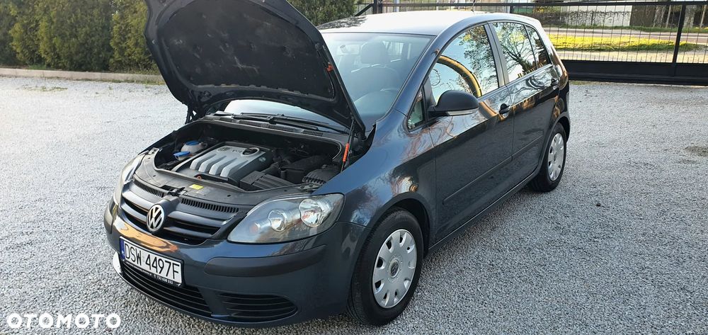 Volkswagen Golf Plus 1.9 TDI DPF Trendline - 31