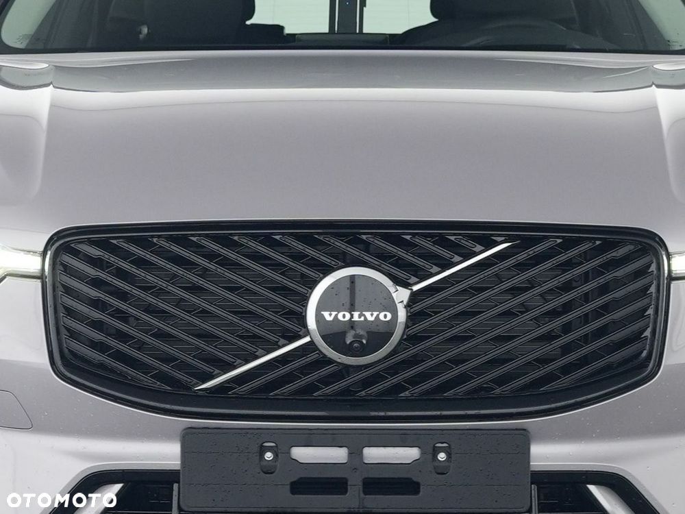 Volvo XC 60 B5 B AWD Plus Dark - 4