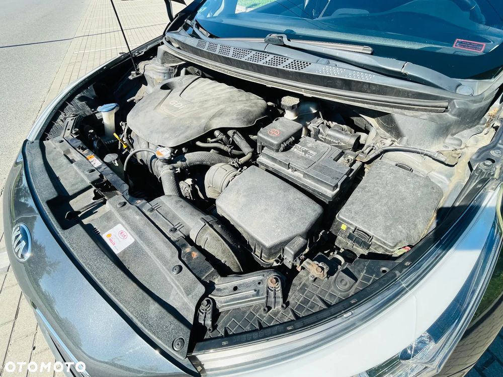 Kia Ceed 1.6 GDI ISG Spirit - 23