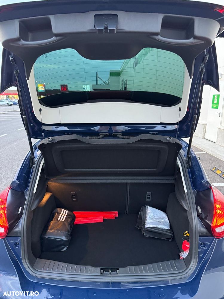 Ford Focus 1.5 TDCi Trend - 25