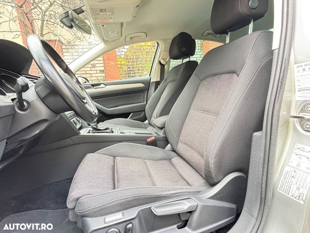 Volkswagen Passat 2.0 TDI DSG Highline - 10