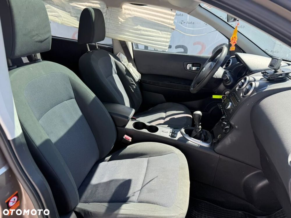 Nissan Qashqai+2 2.0 Visia - 10