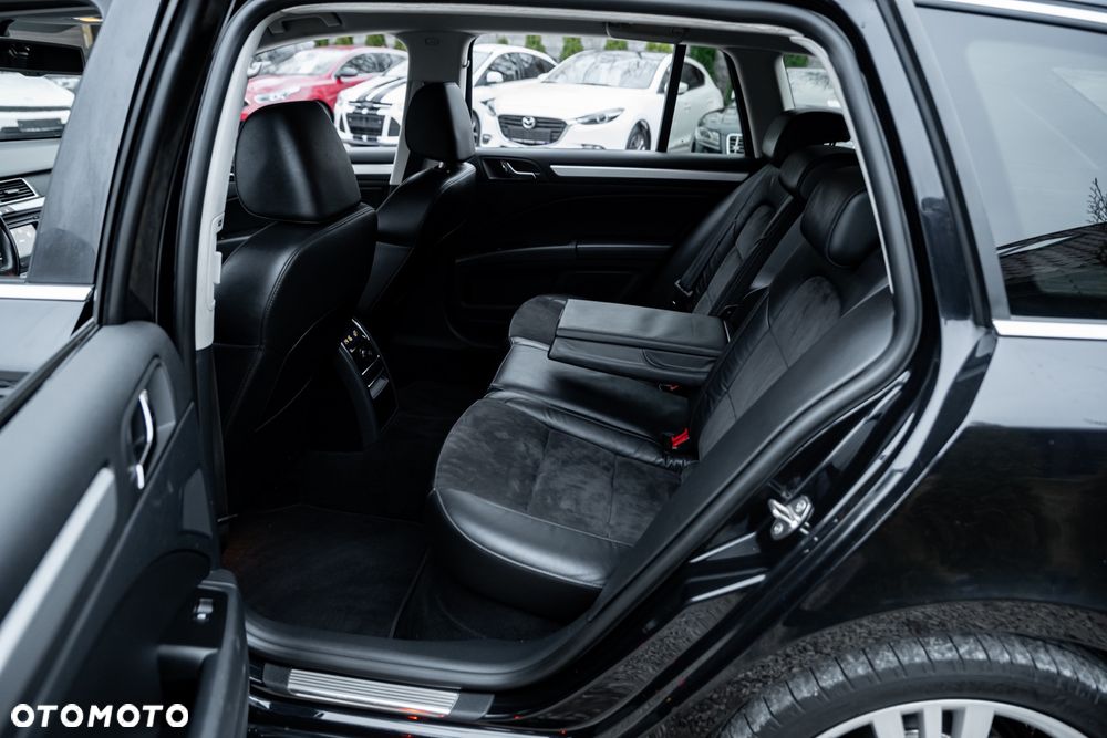 Skoda Superb 2.0 TDI Green tec 4x4 DSG Elegance - 20