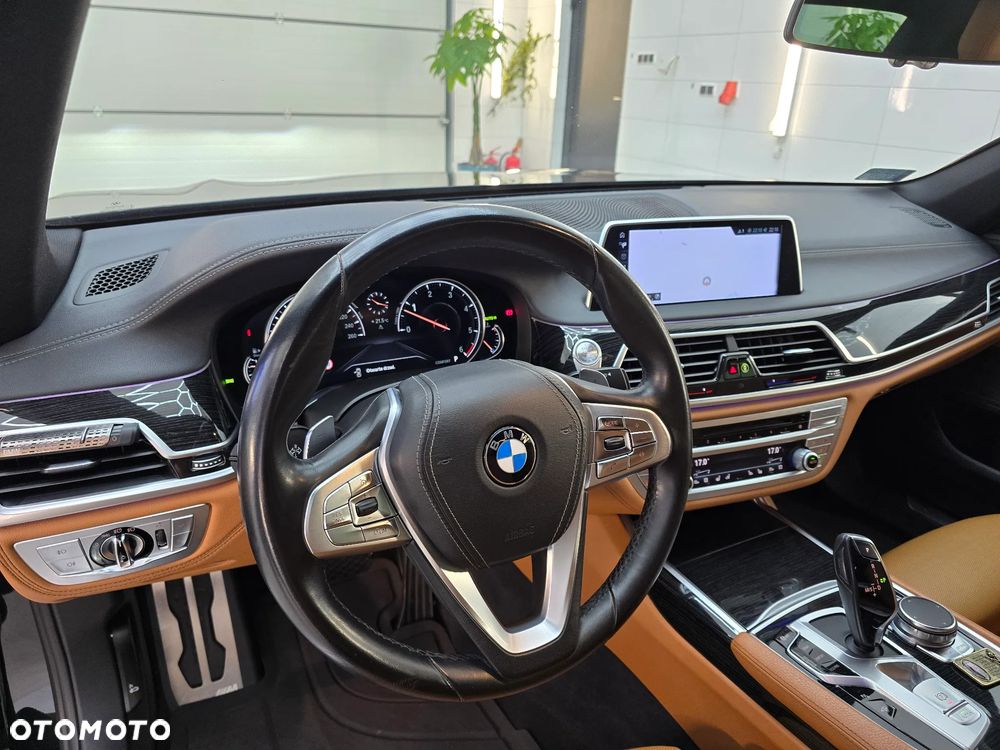 BMW Seria 7 730d xDrive - 16