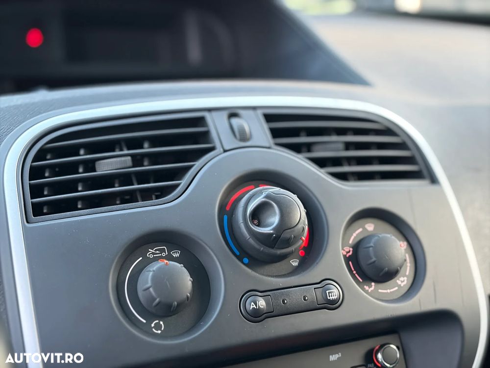 Renault Kangoo ENERGY TCe 115 Start & Stop LIMITED - 11