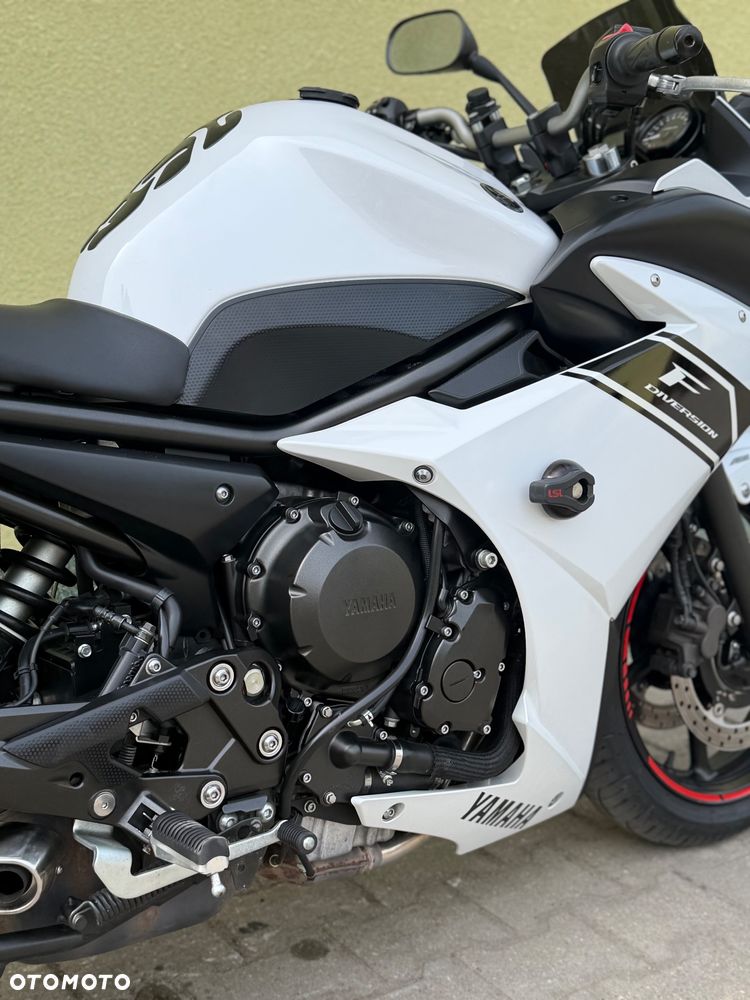 Yamaha XJ - 13