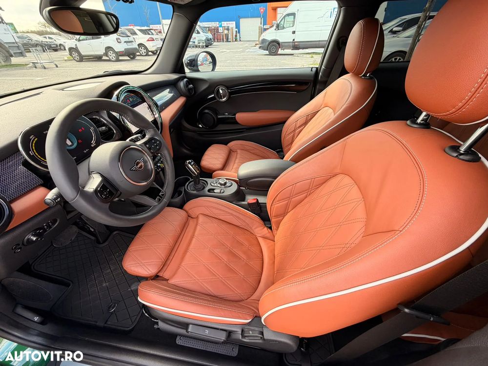 Mini Cooper SE Yours Trim - 8