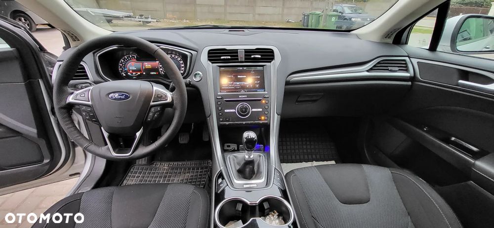 Ford Mondeo 1.5 TDCi ECOnetic Start-Stopp Titanium - 9