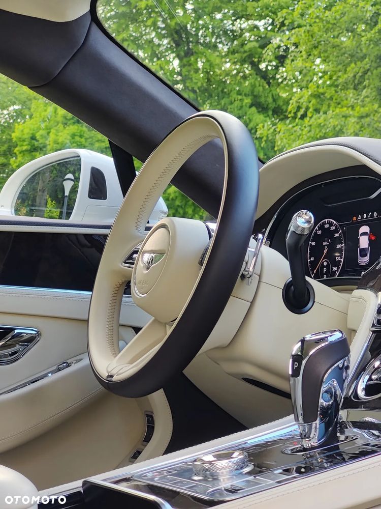 Bentley Continental GT New V8 S - 22