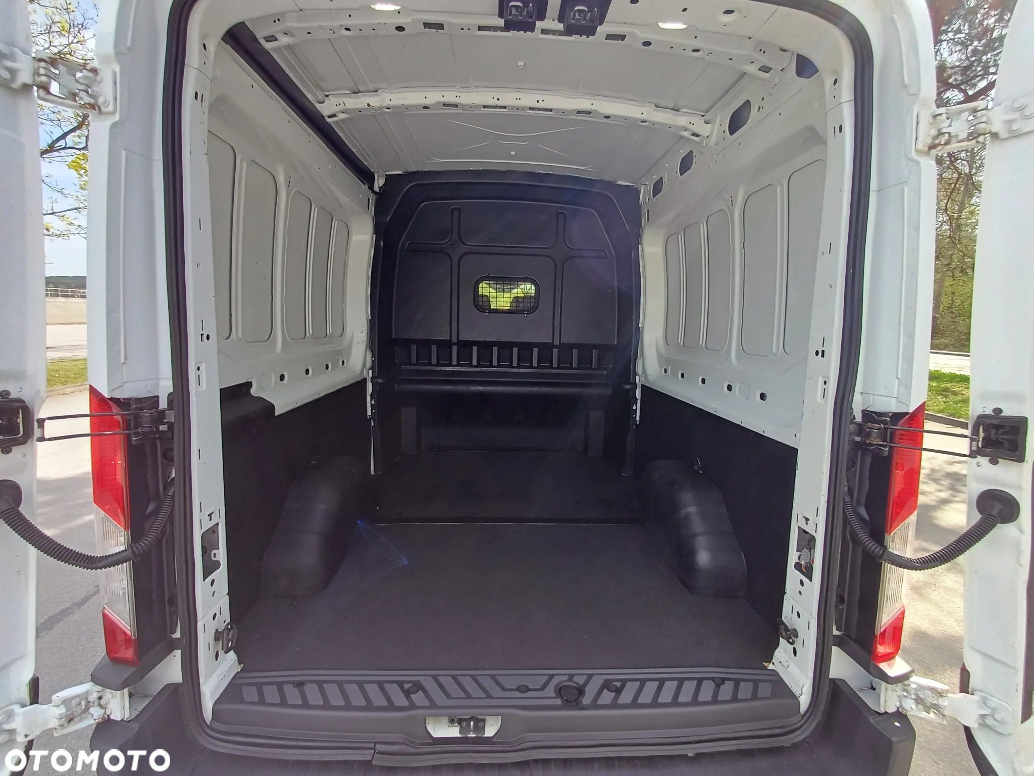 Ford Transit - 17