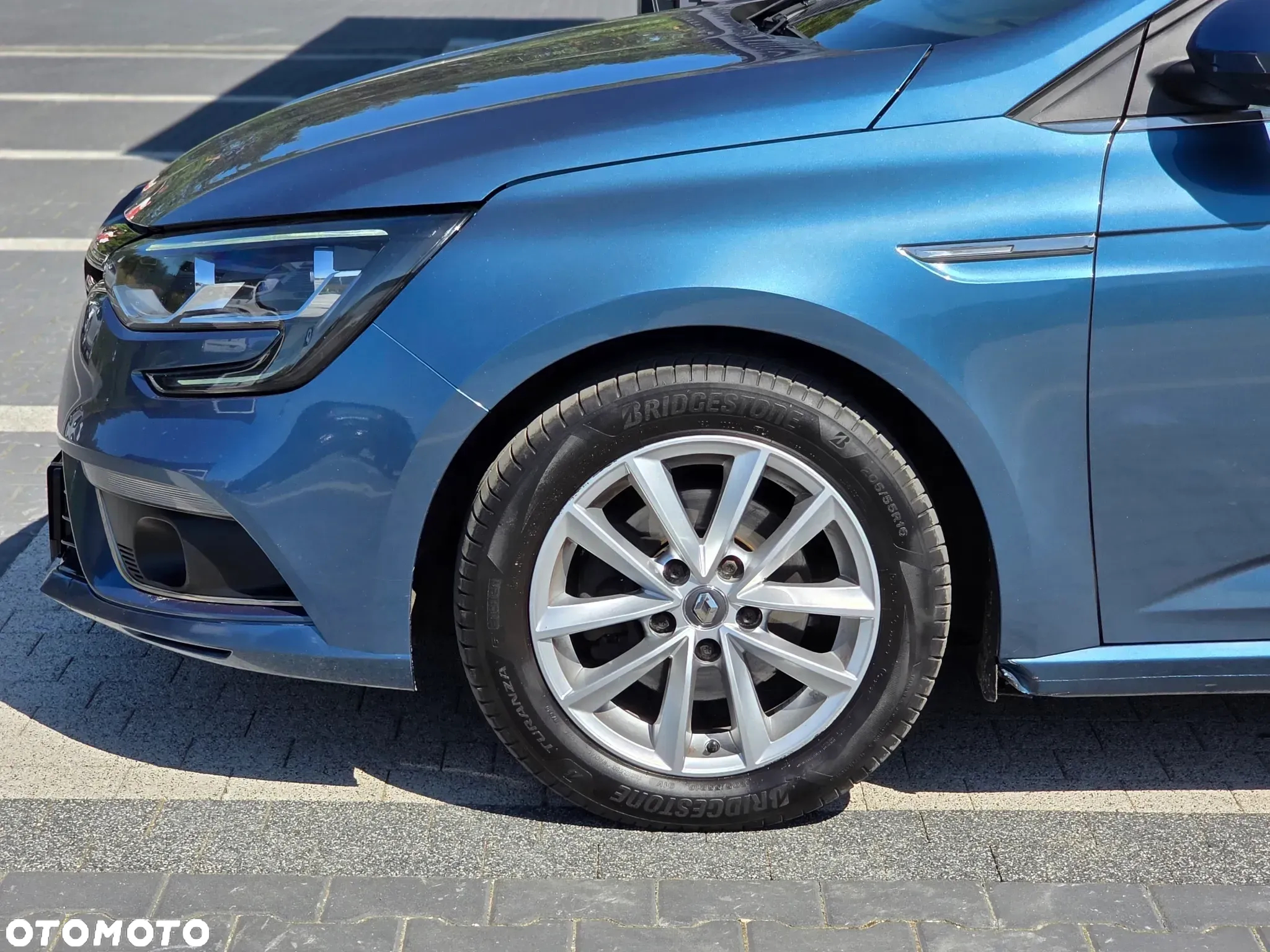 Renault Megane 1.5 Blue dCi Intens - 17