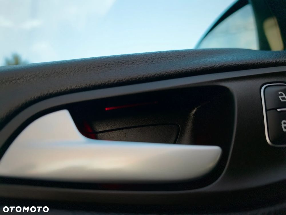 Ford Kuga - 37