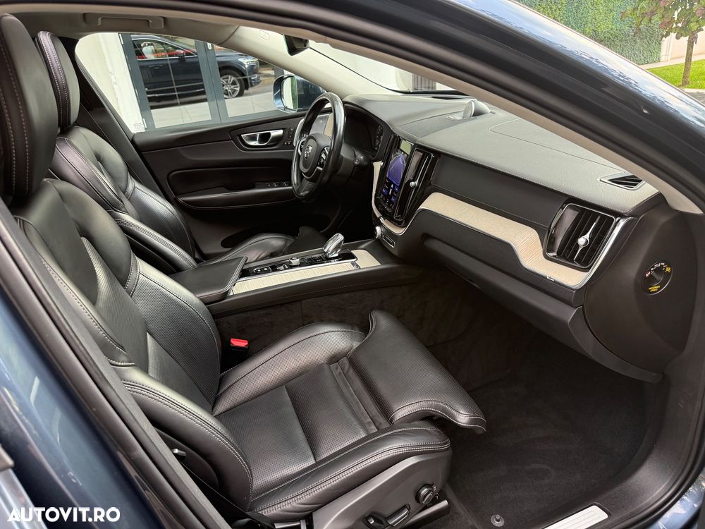 Volvo XC 60 D5 AWD Geartronic Inscription - 16