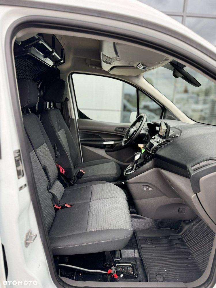 Ford Transit Connect - 13