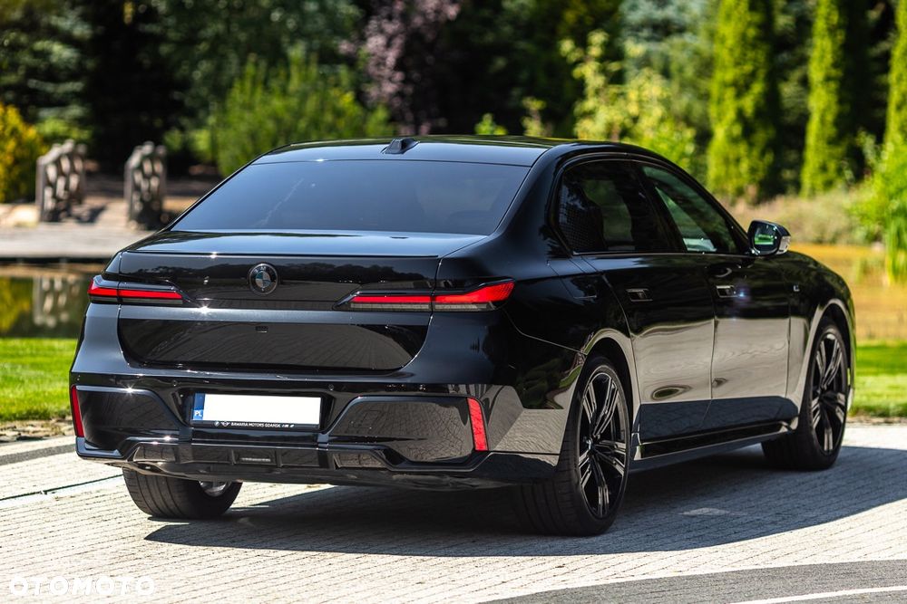 BMW Seria 7 - 14