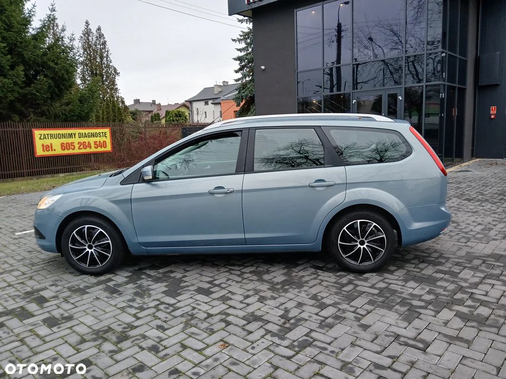 Ford Focus 1.6 16V Ambiente - 6