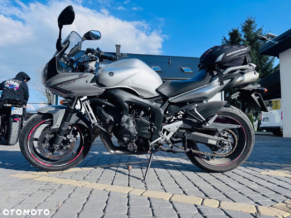 Yamaha FZ6 - 14