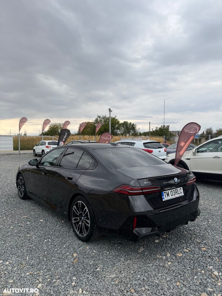 BMW Seria 5 2024 photo 4