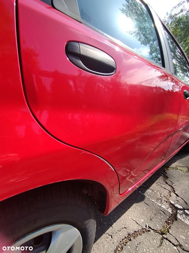 Chevrolet Aveo 1.2 16V Base+ - 9