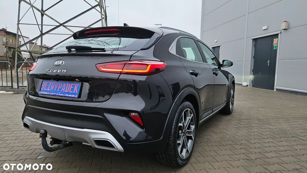 Kia XCeed 1.4 T-GDI L Business Line - 14