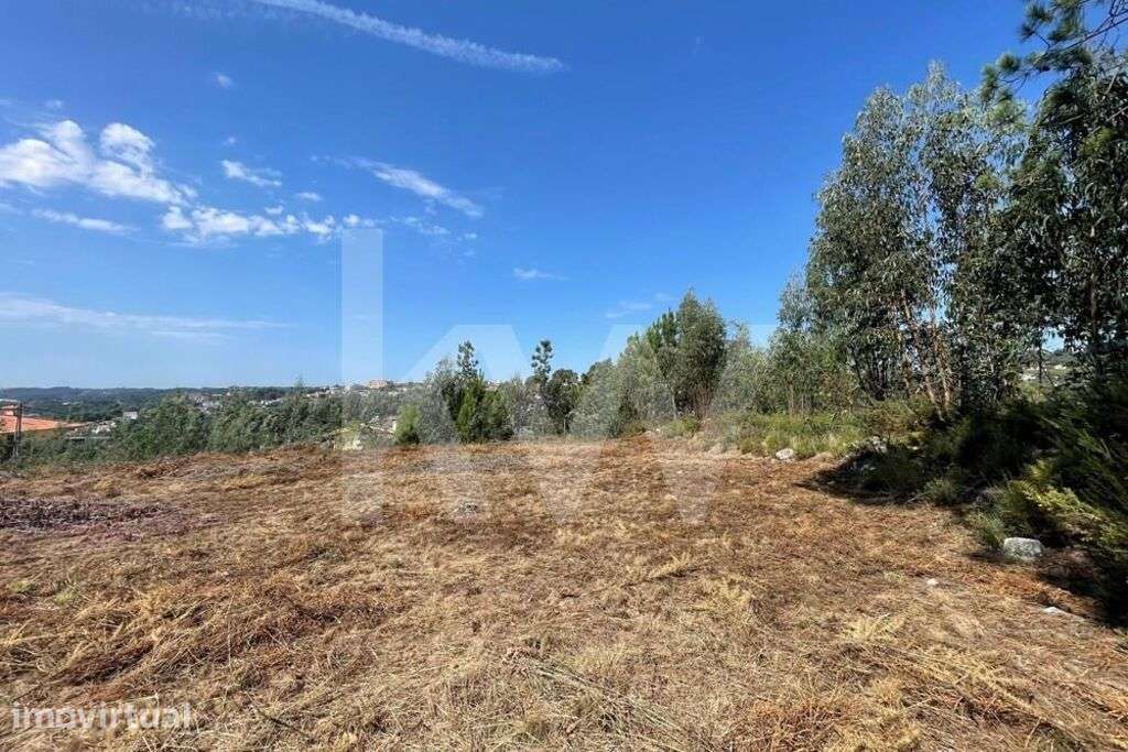 LOTE DE TERRENO URBANO PARA CONSTRUÇÃO COM 946 M2 EM VILAR (OLIVEIRA D - Grande imagem: 4/14