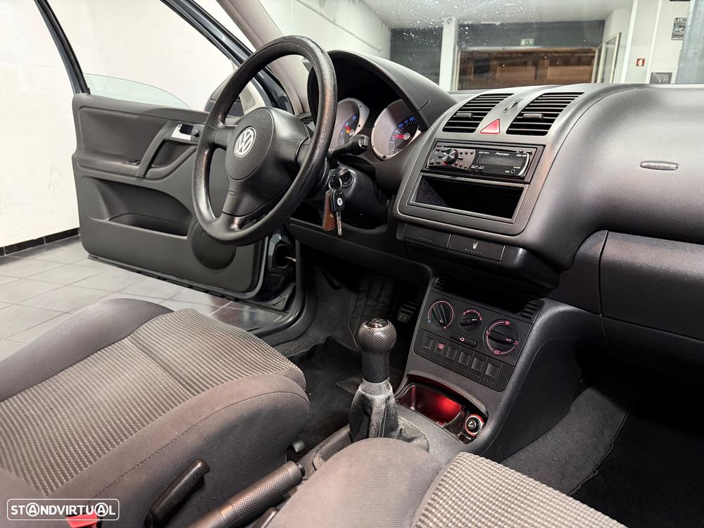 VW Polo 1.4 TDi Highline - 12