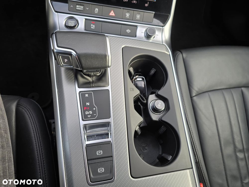 Audi A6 Avant 40 TDI quattro S tronic sport - 36