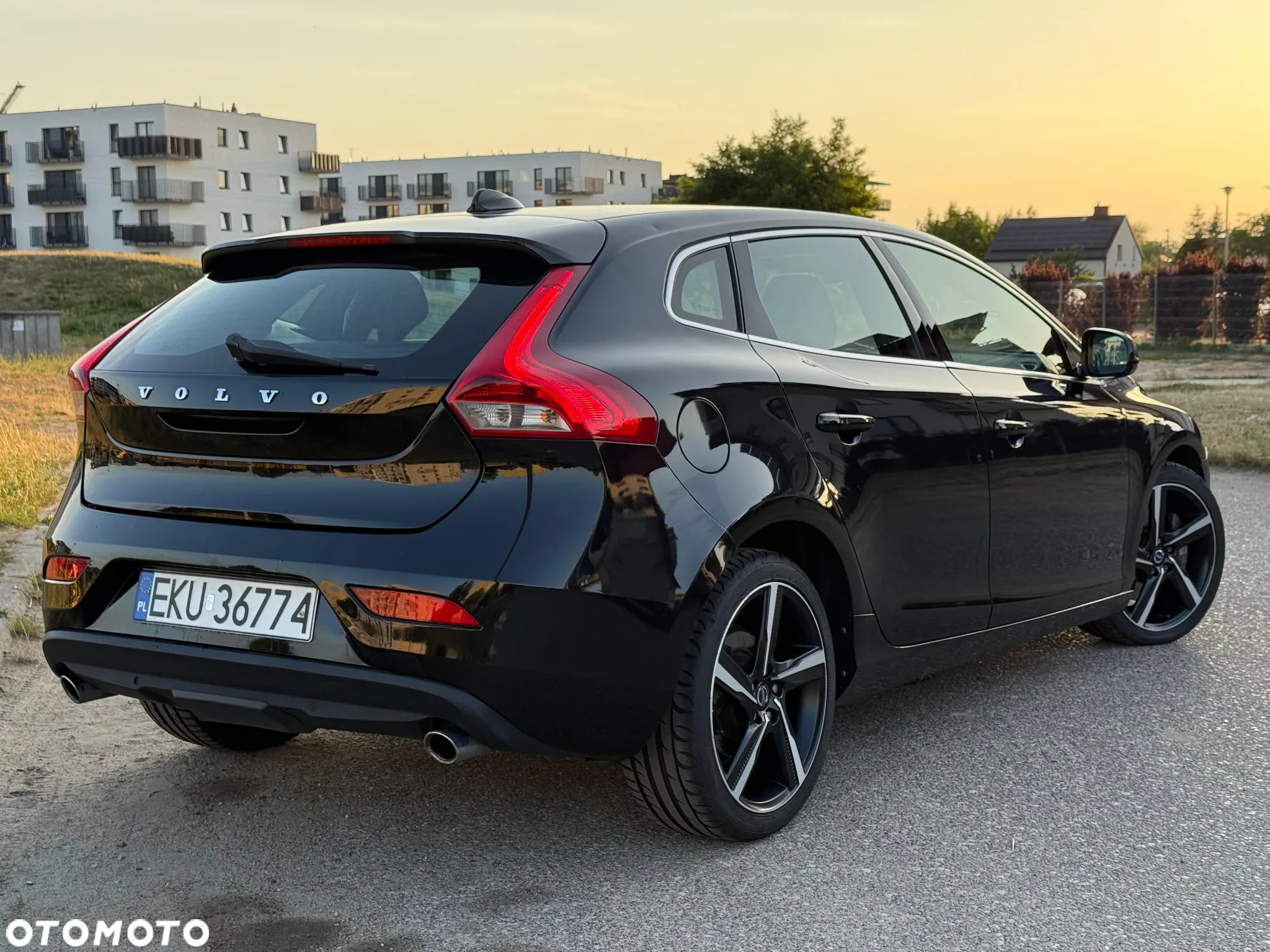 Volvo V40 D4 Drive-E Summum - 4