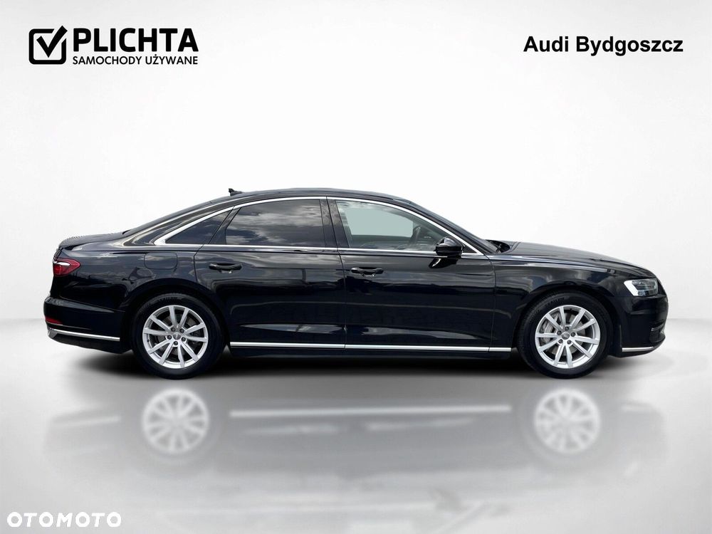 Audi A8 - 7