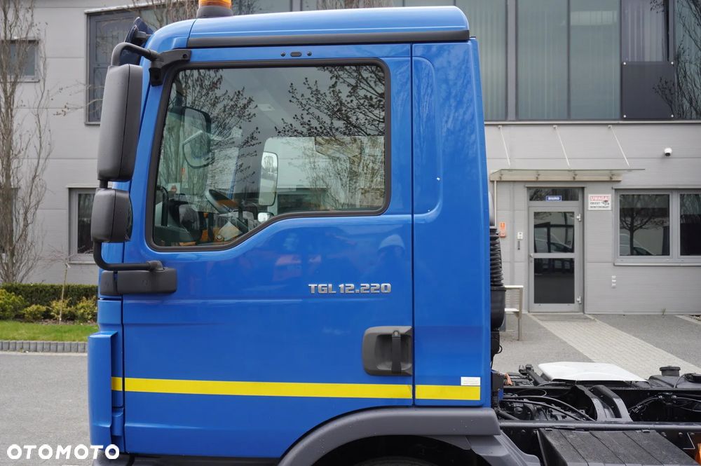 MAN TGL 12.220 / FULL ADR / 100 tys. km! - 15