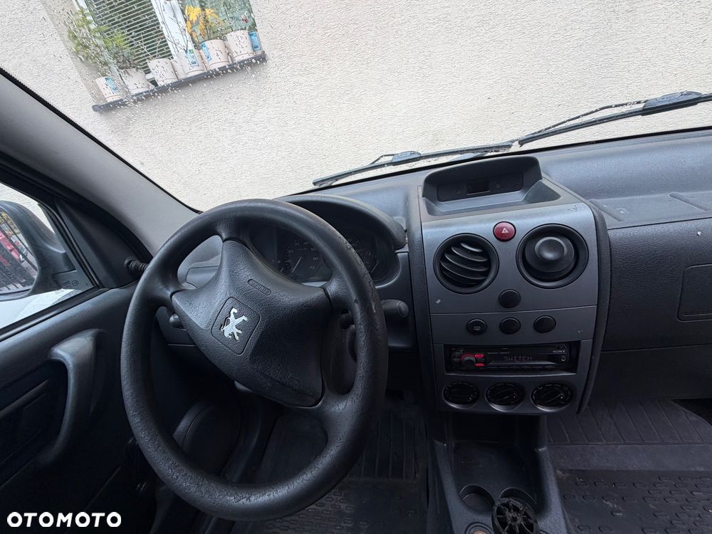 Peugeot Partner 2008 photo 3
