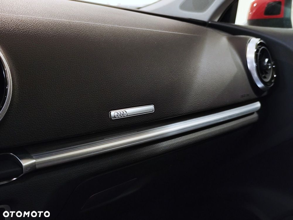 Audi A3 Sportback - 16