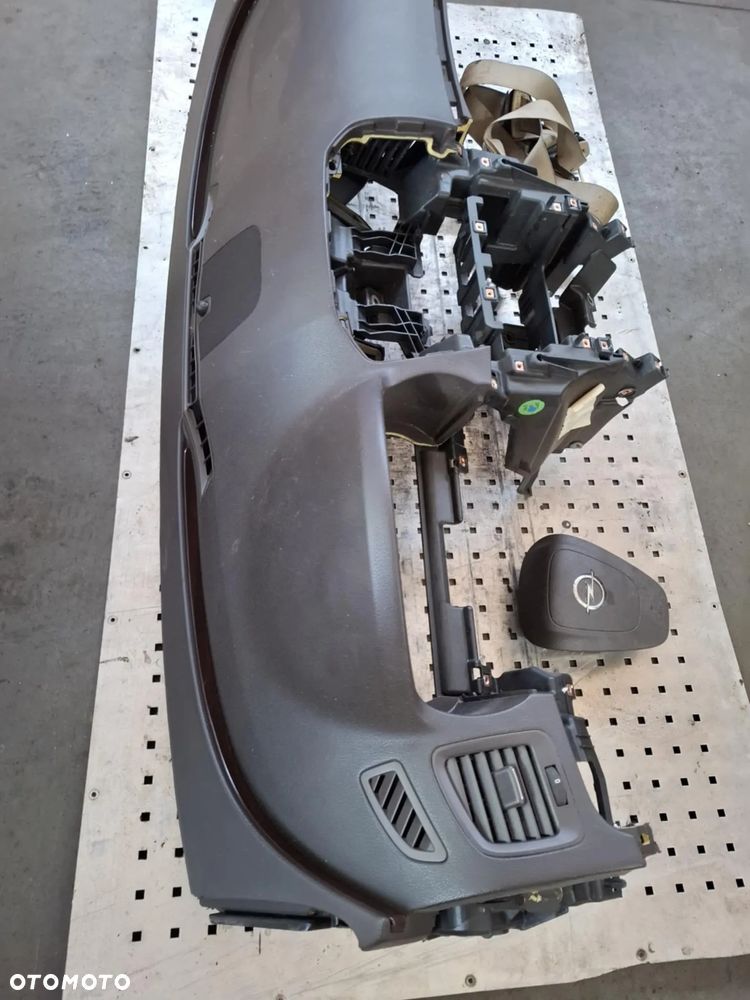 DESKA ROZDZIELCZA KONSOLA KOKPIT AIRBAG PASY KIEROWCY PASAŻERA OPEL INSIGNIA A BRĄZ BRĄZOWA - 4