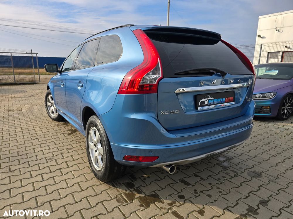 Volvo XC 60 - 6