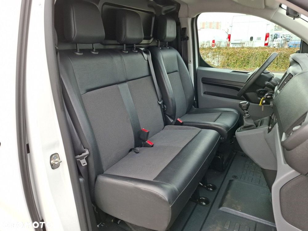 Opel Vivaro - 10