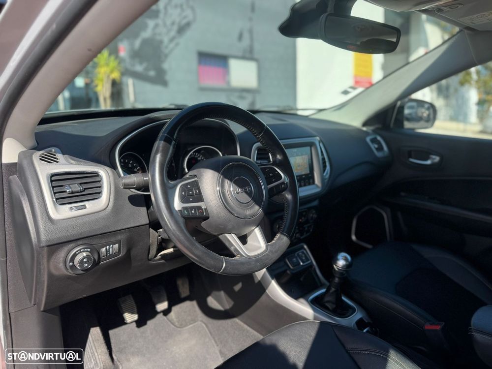 Jeep Compass 1.3 T Longitude - 35