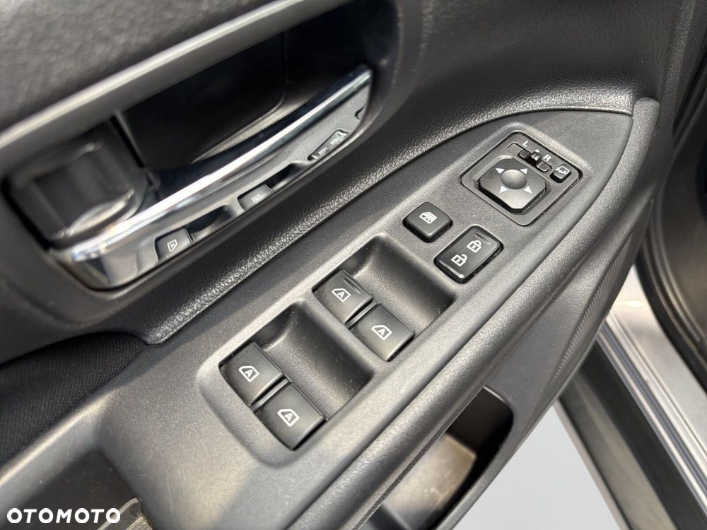 Mitsubishi Outlander - 39