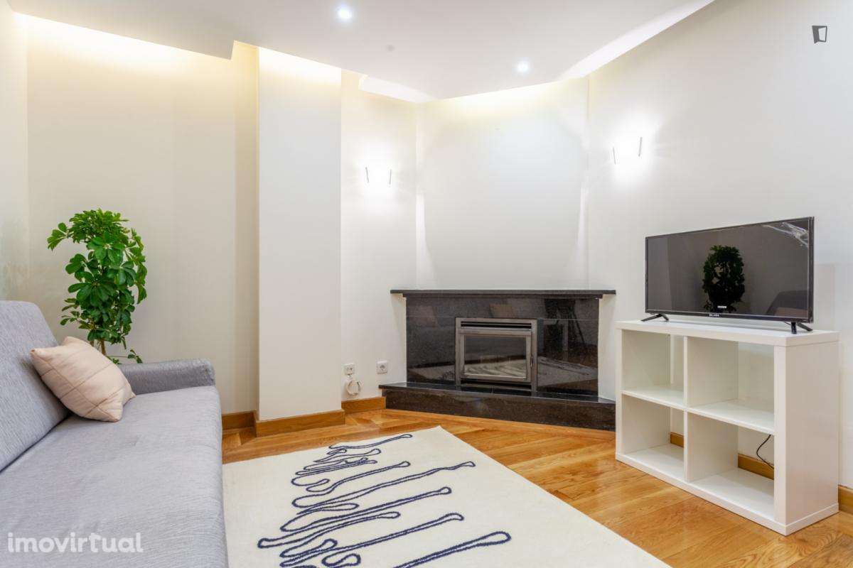 Quarto - localizado em São Mamede de Infesta Porto - Grande imagem: 2/20