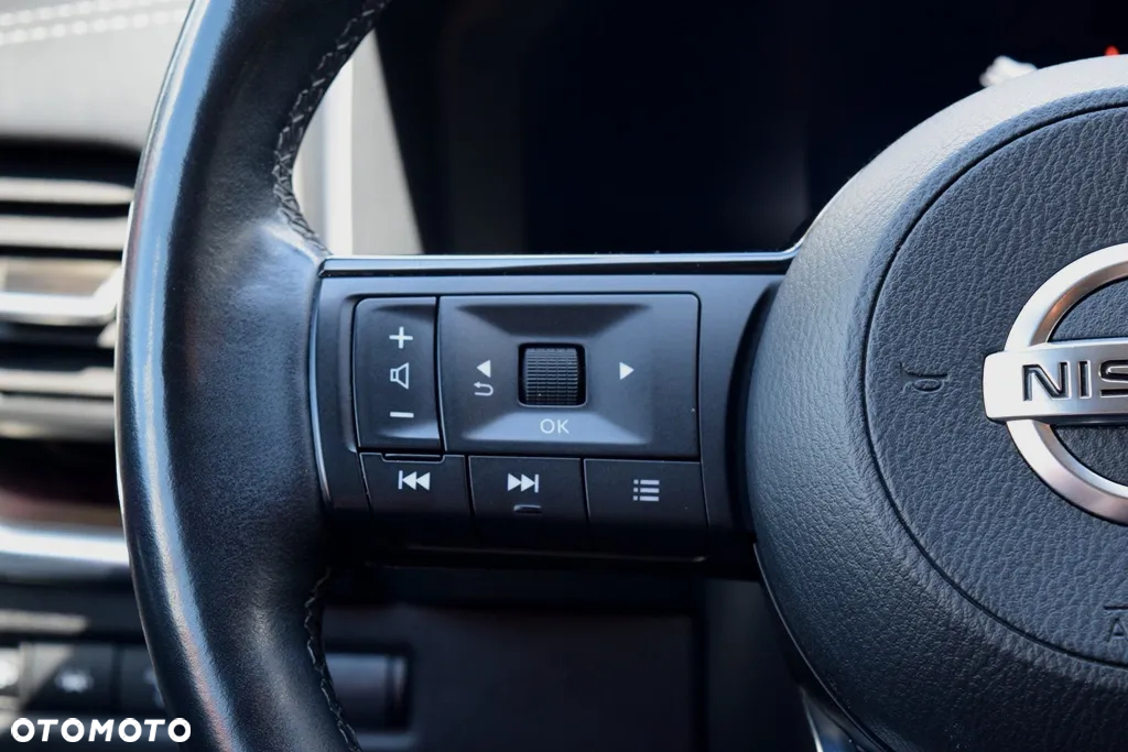 Nissan Qashqai 1.3 DIG-T N-Connecta - 18