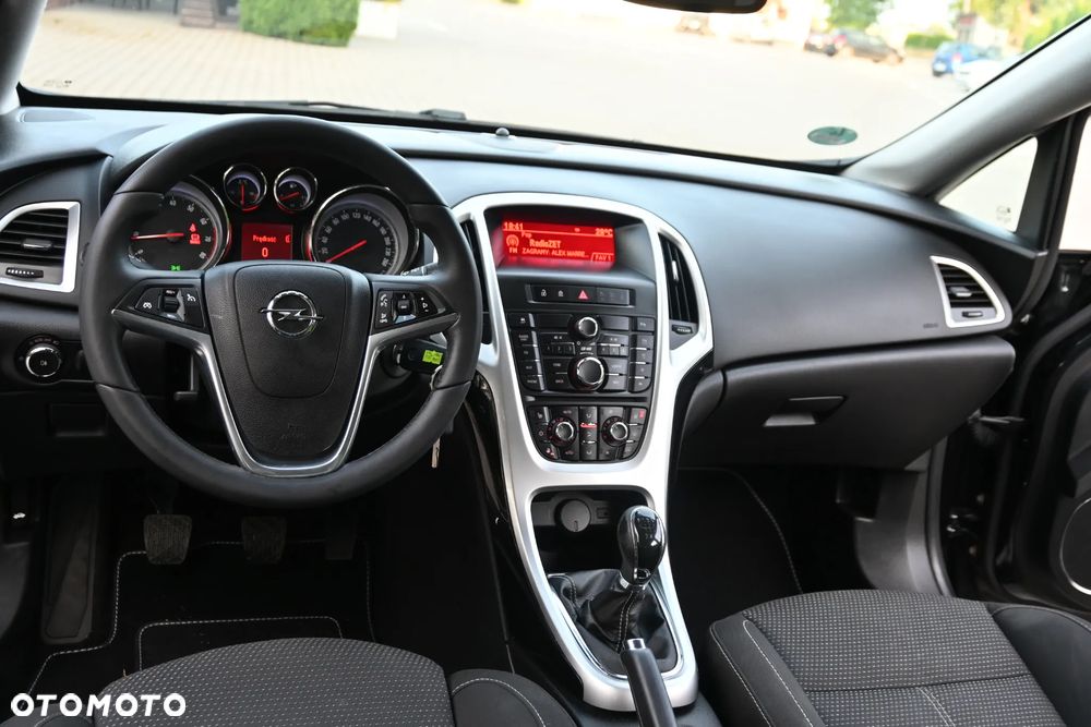 Opel Astra 1.6 Turbo Active - 30